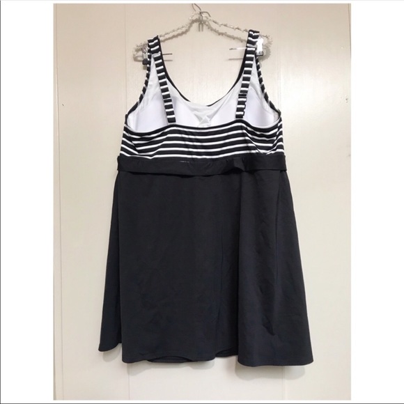 Lands end swim dress - Picture 3 of 4